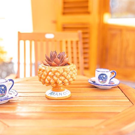ליפארי Lauricella Bed And Breakfast מראה חיצוני תמונה