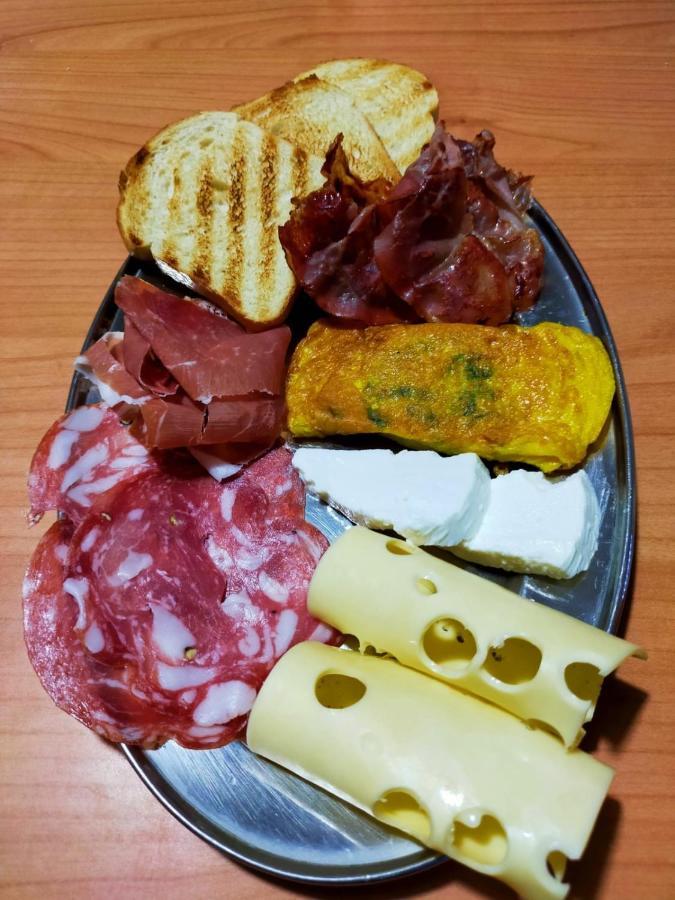 ליפארי Lauricella Bed And Breakfast מראה חיצוני תמונה