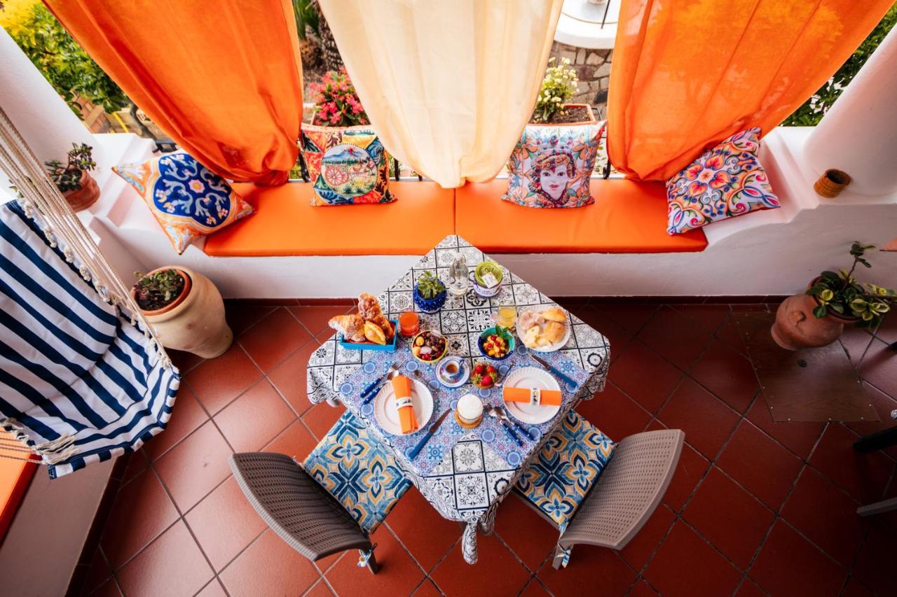 ליפארי Lauricella Bed And Breakfast מראה חיצוני תמונה