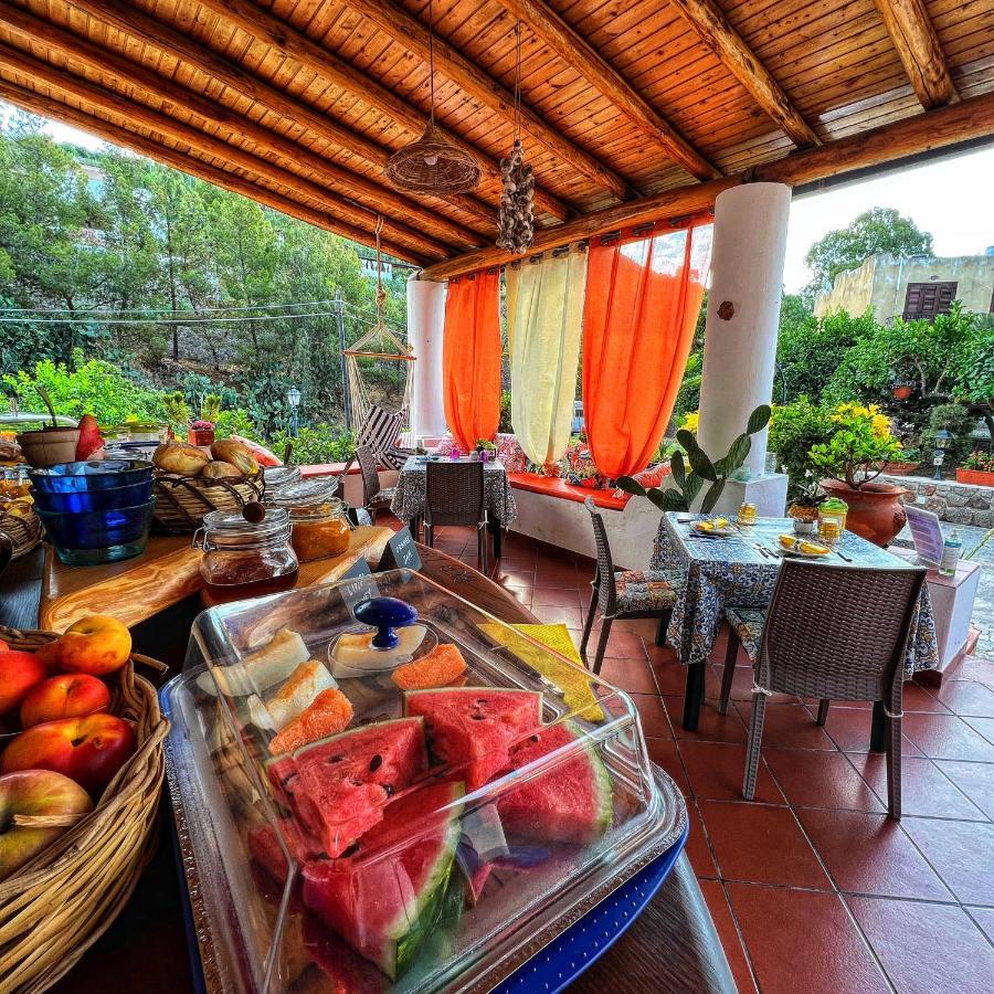 ליפארי Lauricella Bed And Breakfast מראה חיצוני תמונה