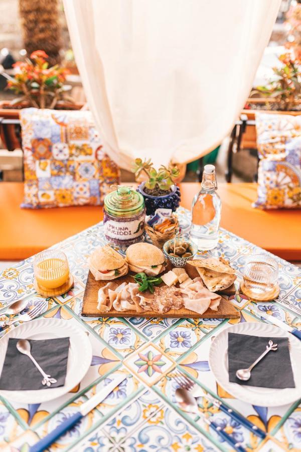 ליפארי Lauricella Bed And Breakfast מראה חיצוני תמונה