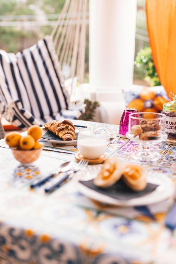 ליפארי Lauricella Bed And Breakfast מראה חיצוני תמונה
