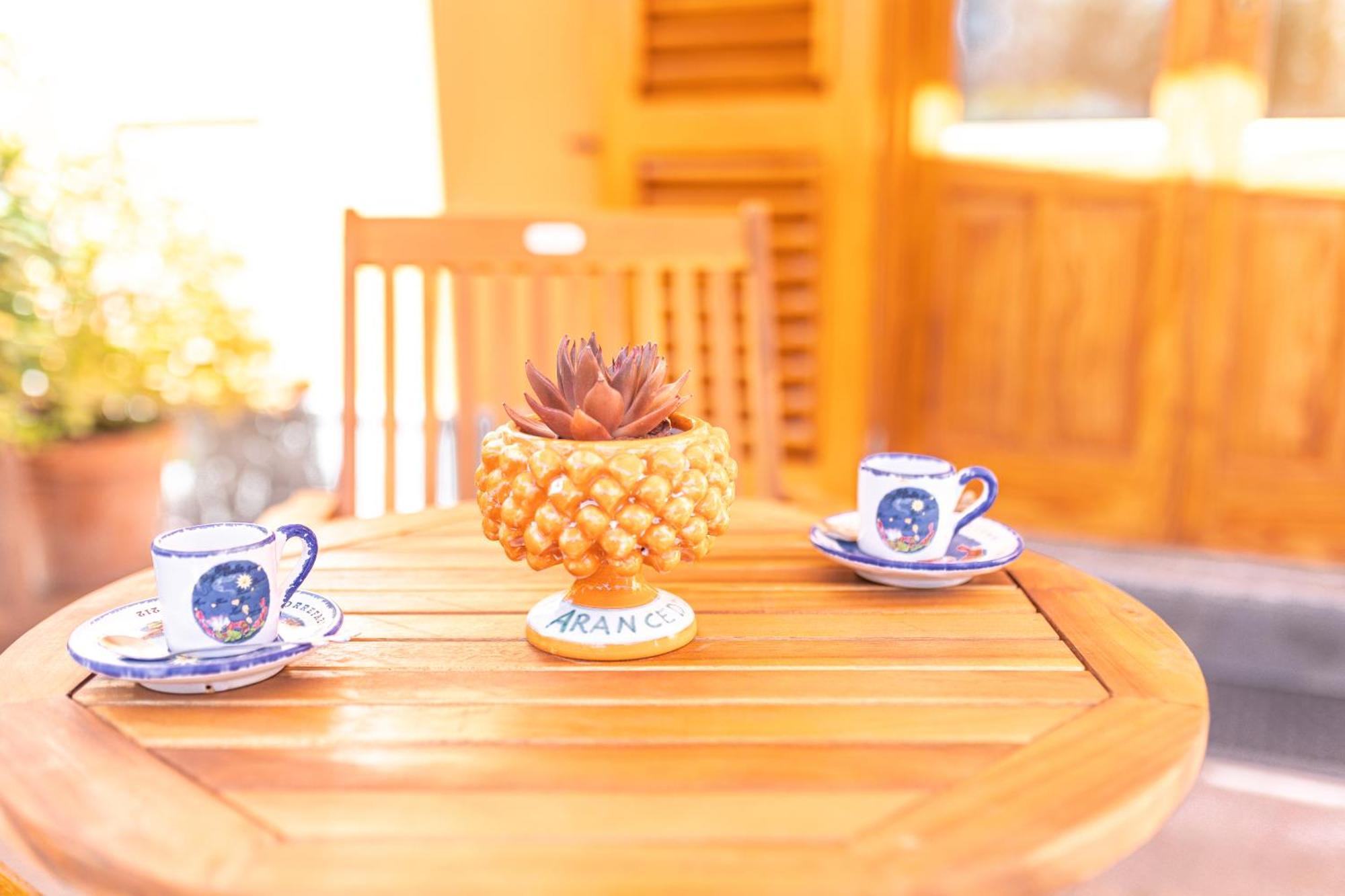 ליפארי Lauricella Bed And Breakfast מראה חיצוני תמונה